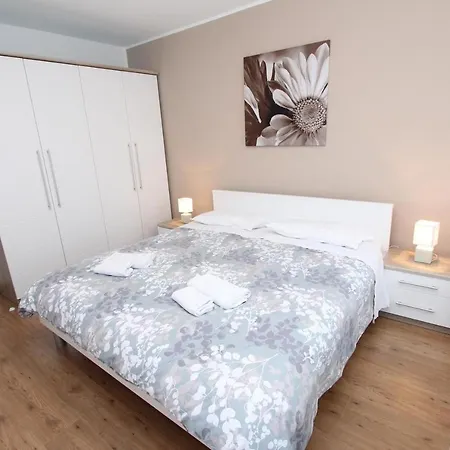 Ondina شقة روفينج